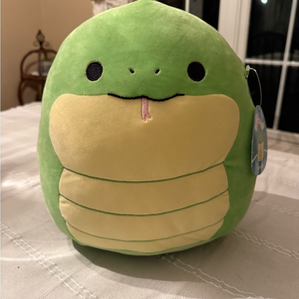 Squishmallows Amalie snake 12” NWT